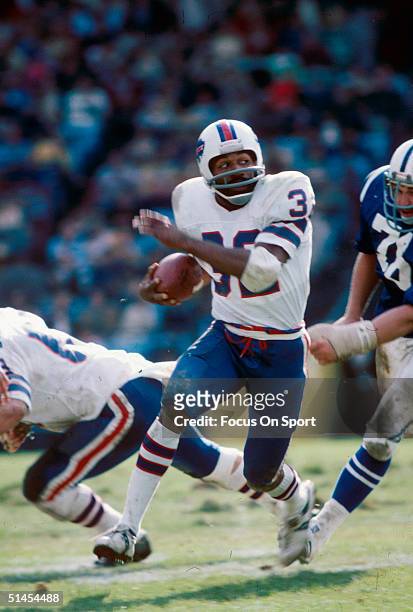 Simpson of the Buffalo Bills runs during a game against the Baltimore Colts in Baltimore, Maryland.