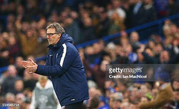 Paris Saint-Germain manager Laurent Blanc looks on during the UEFA Champions League Round of 16 Second Leg match between Chelsea and Paris...