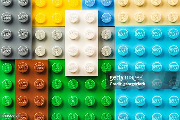 lego stücke makro - lego bricks stock-fotos und bilder