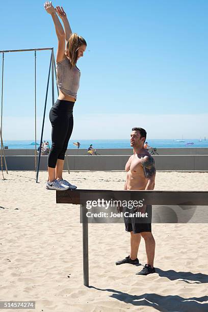 fitness at venice beach, california - playground balance beam stock pictures, royalty-free photos & images