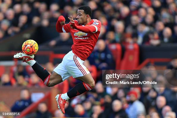 Manchester United v Arsenal - Premier League Manchester United v Arsenal - Premier League