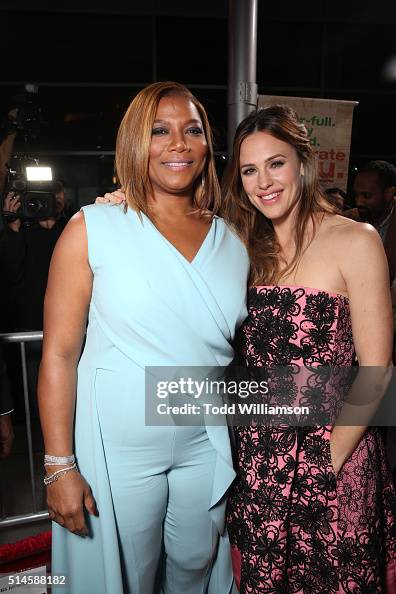 Actresses Queen Latifah and Jennifer Garner attend the premiere of