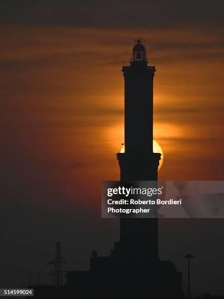 lighthouse of genova ( symbol fo the city) - roberto bordieri stock pictures, royalty-free photos & images