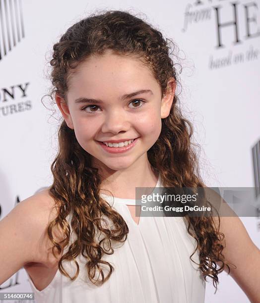 Actress Hannah Alligood arrives at the premiere of Columbia Pictures' "Miracles From Heaven" at ArcLight Hollywood on March 9, 2016 in Hollywood,...