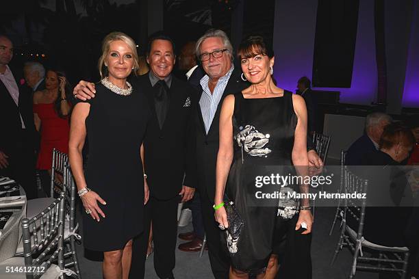 Kathleen McCrone Newton, Wayne Newton, Micky Arison, Madeleine Arison attends Destination Fashion 2016 to benefit The Buoniconti Fund to Cure...