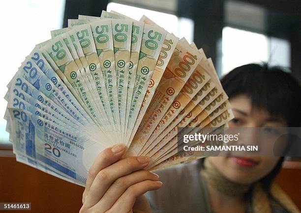 Hsbc Bank Notes Stack 219 Banknotes Hsbc Stock Photos, High-Res Pictures, and Images - Getty ...