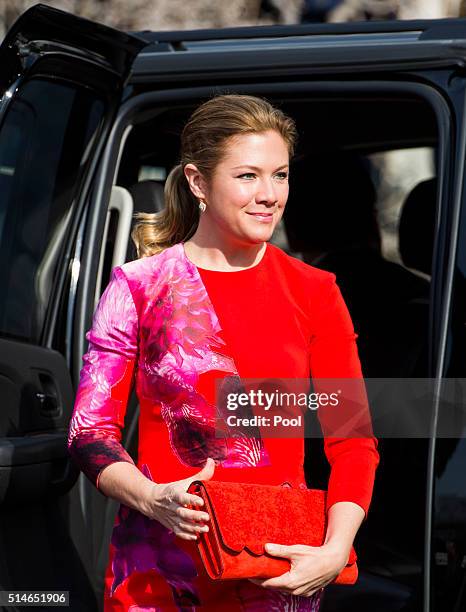 Canadian first lady Sophie Grégoire-Trudeau arrives at a welcome ceremony at the White House, March 10, 2016 in Washington, DC. This is Canadian...