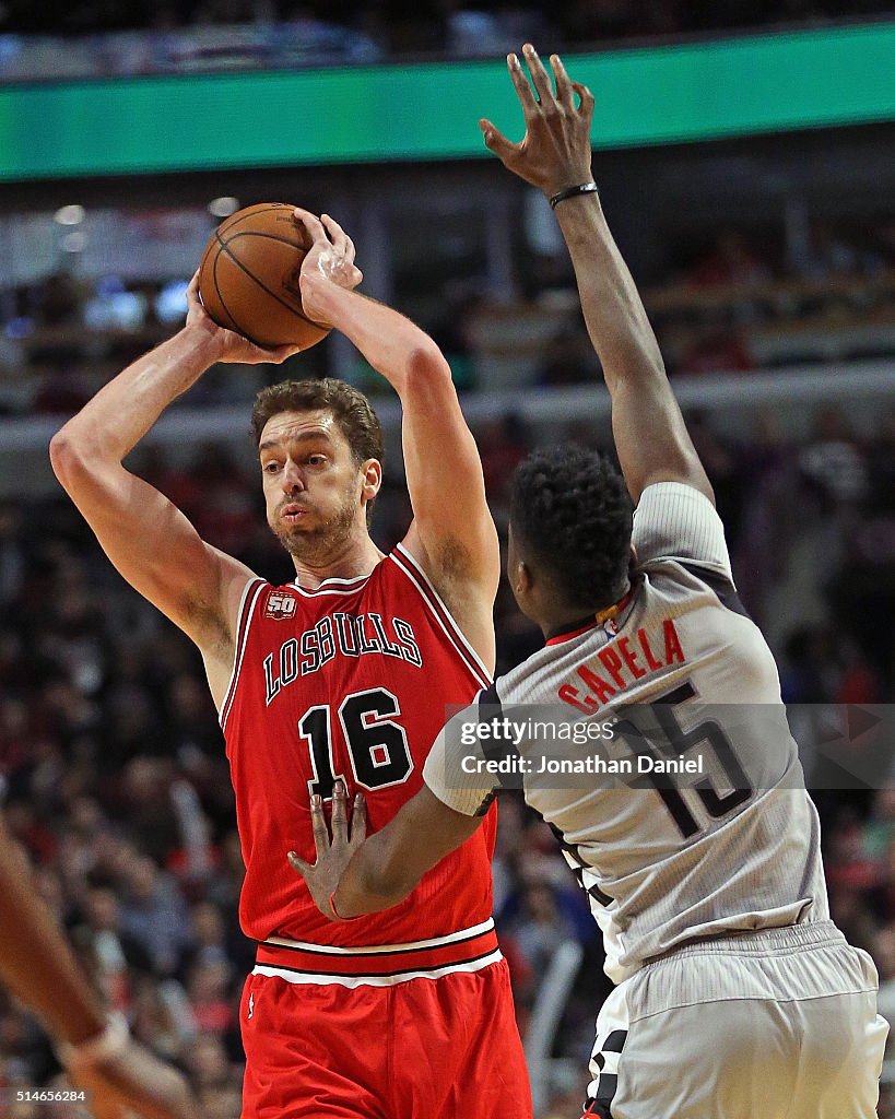 Houston Rockets v Chicago Bulls