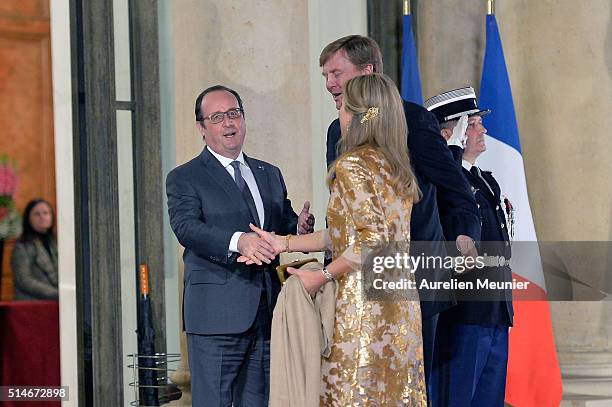 French President Francois Hollande welcomes Queen Maxima of the Netherlands and King Willem-Alexander of the Netherlands prior The State Dinner in...