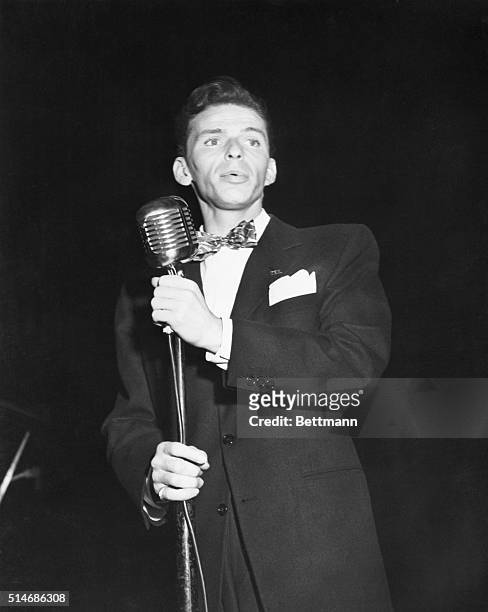 Frank Sinatra sings and speaks at a rally for President Franklin Delano Roosevelt sponsored by an independent voters' commission