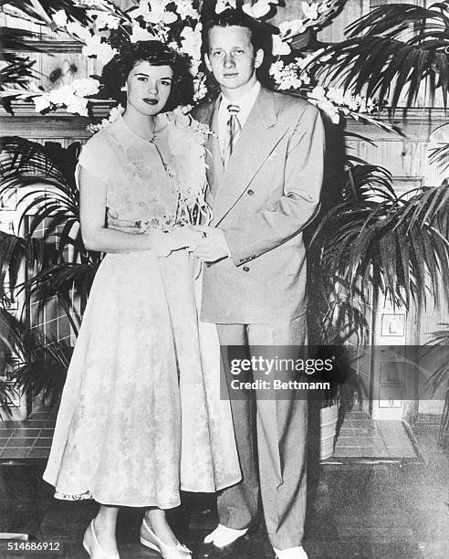 Jayne Palmer Peers is pictured as the 16-year-old bride of Paul James A. Mansfield, then 20, shortly after their elopement. The marriage ended in...