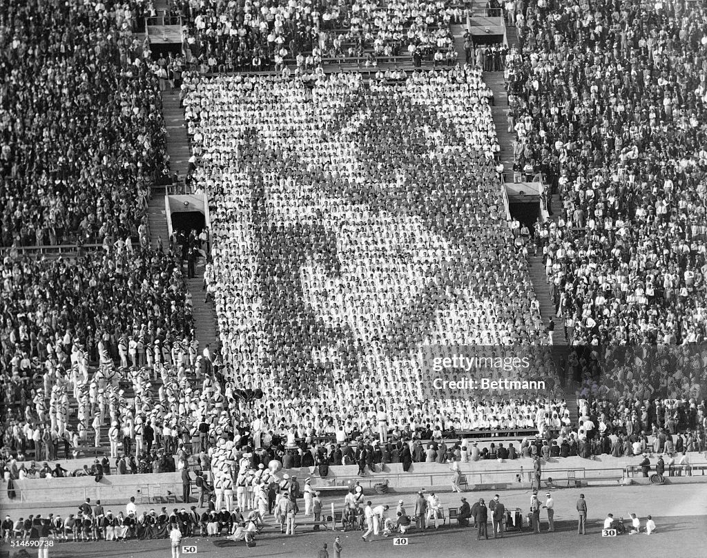 Usc Fans Make A Statement