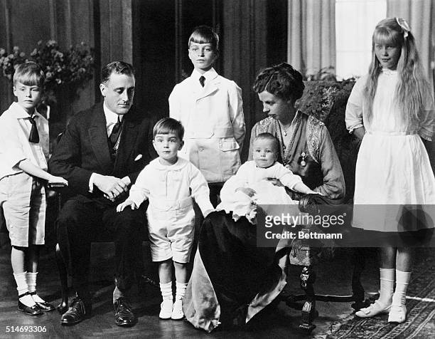 The Roosevelt family left to right: Elliot, FDR, Franklin Delano, Jr., James, wife Eleanor holding John, and Anna.