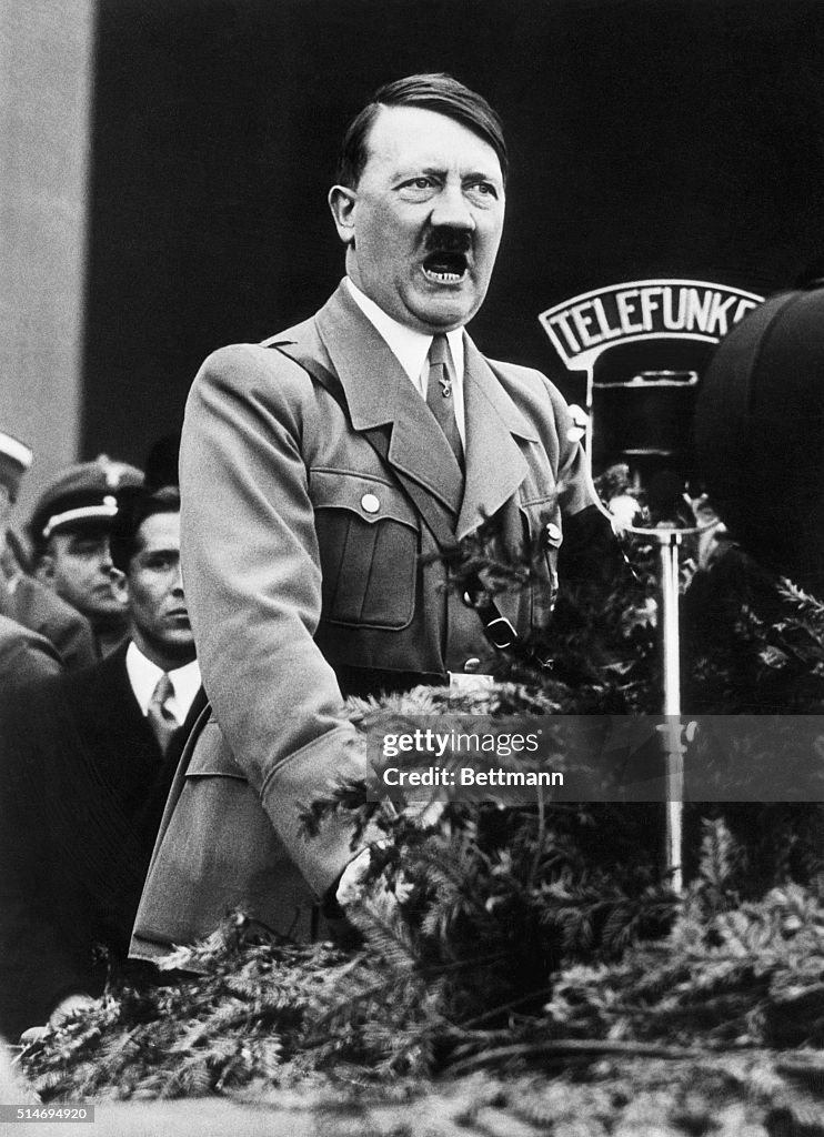 Adolf Hitler Speaking