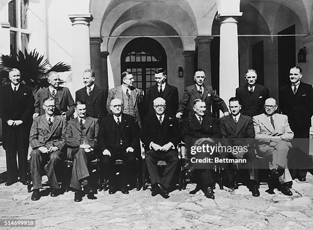 The tenth Union Cabinet poses for a portrait after they are sworn into office.