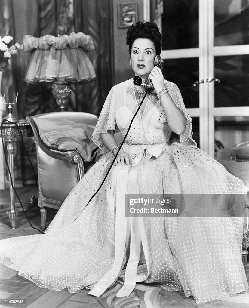 Ethel Merman On Stage On Phone; Worried