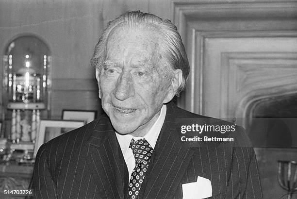 Paul Getty at a rare news conference at his stately home, Sutter Place, said 4/19 that he did not think the US could have gotten into Vietnam and...