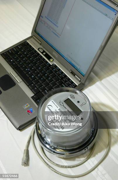 Ip Meter Reading Electric Meter Reading Photos and Premium High Res Pictures - Getty Images
