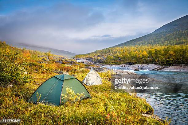 tents along the royal trail in swedish lapland - swedish lapland bildbanksfoton och bilder