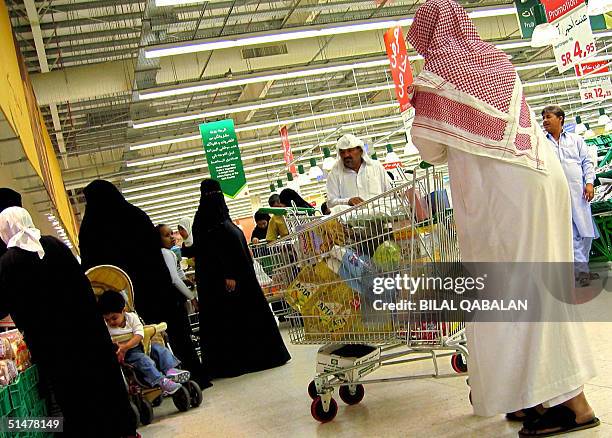 Riyadh Market Photos and Premium High Res Pictures - Getty Images