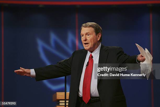 Moderator Jim Lehrer addresses the crowd before the first presidential debate at the University of Miami, in Coral Gables, Florida on September 30,...