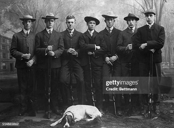 Yale rifle team ca. 1900. Photograph. BPA2#4911