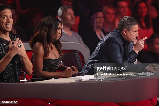 Jury members Jorge Gonzalez, Motsi Mabuse and Joachim Llambi are seen on stage during the 1st show of the television competition 'Let's Dance' on...
