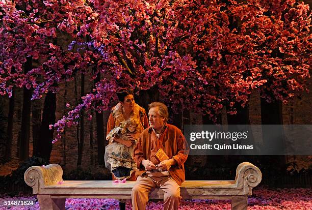 Spanish actors Luisa Martin and Manuel Galiana perform during the dress rehearsal of the play 'En el oscuro corazón del bosque' by Jose Luis Alonso...