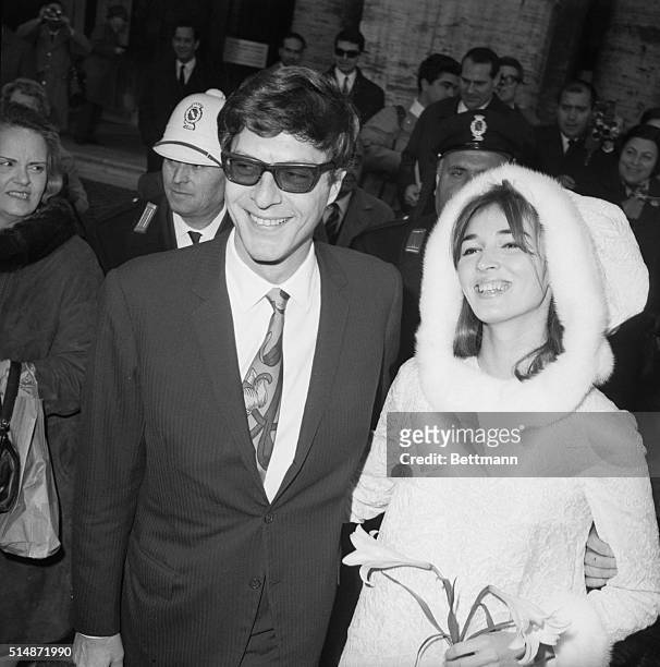 Paul Getty Jr. And Talitha Pol, just after getting married at Rome's City Hall. Italy, 1966.