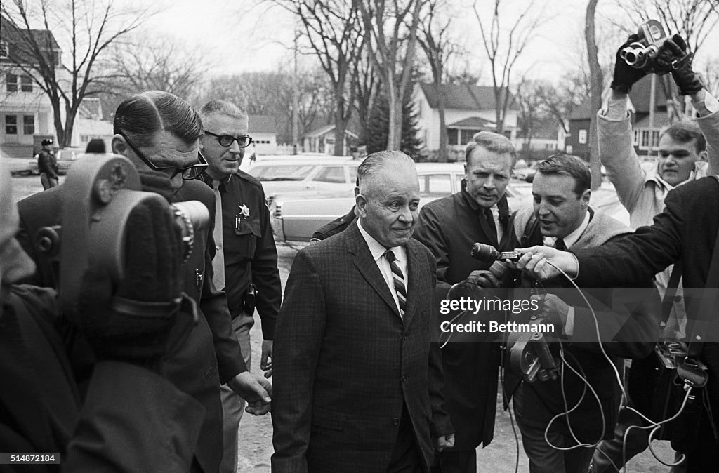 Ed Gein With Police And Reporters