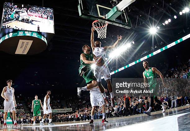 Mehmet Yagmur, #4 of Darussafaka Dogus Istanbul in action during the 2015-2016 Turkish Airlines Euroleague Basketball Top 16 Round 10 game between...