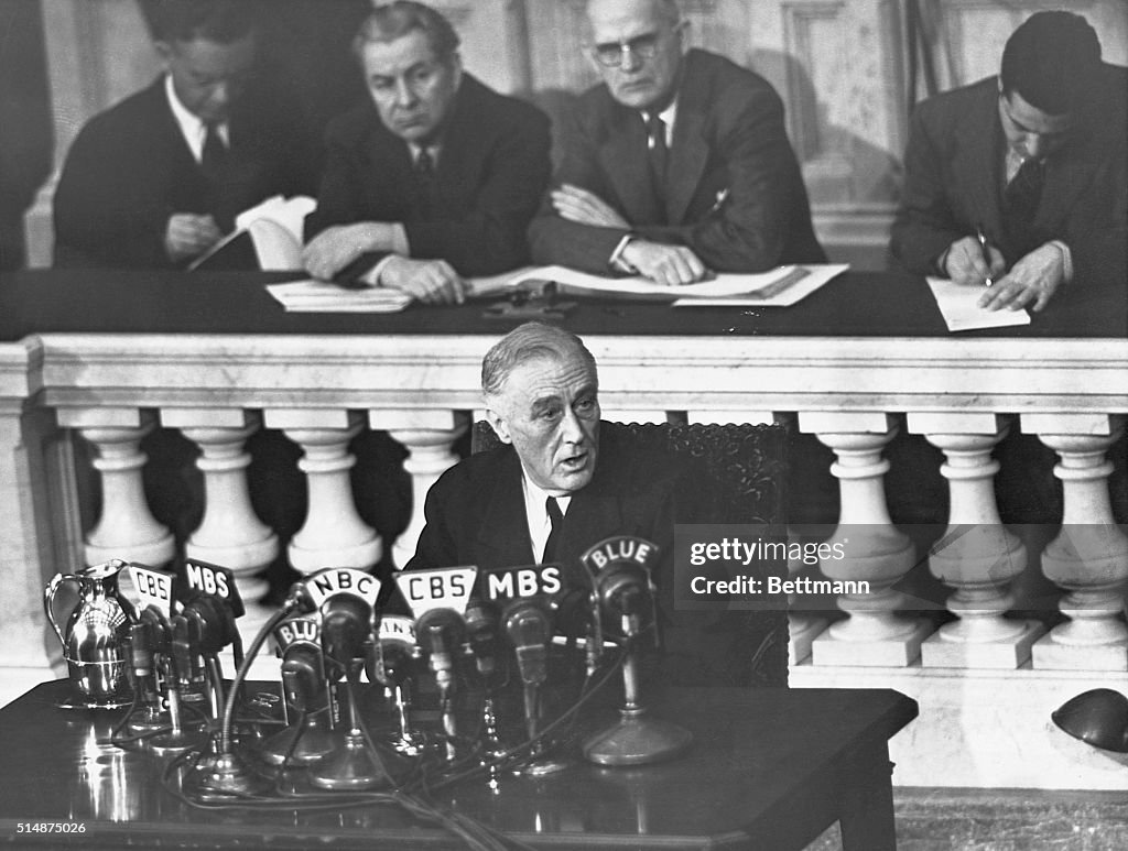 Fdr Congress United States President Franklin D. Roosevelt addresses congress ...