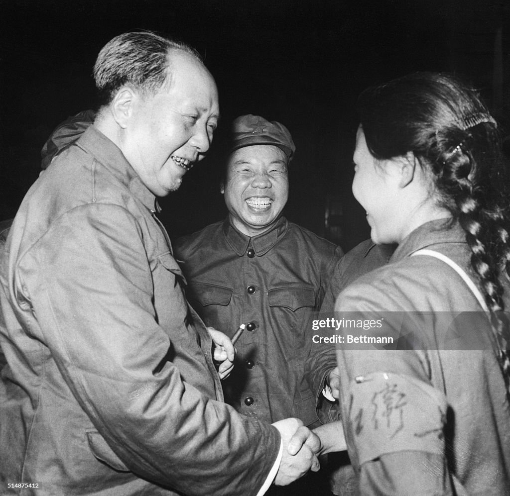 Mao Shakes Hand with a Member of the Red Guard