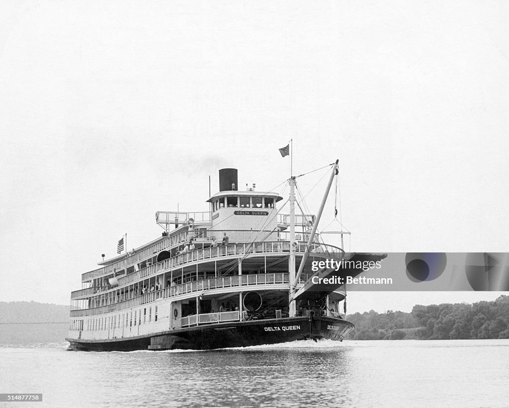 Delta Queen Sternwheeler