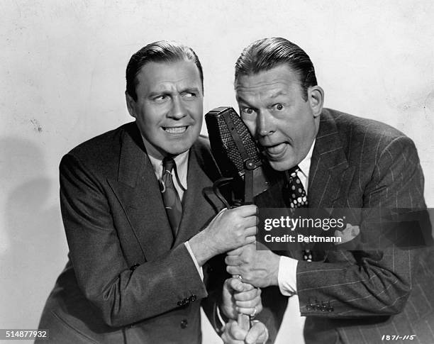 Fred Allen posing with Jack Benny. BPA2# 3975