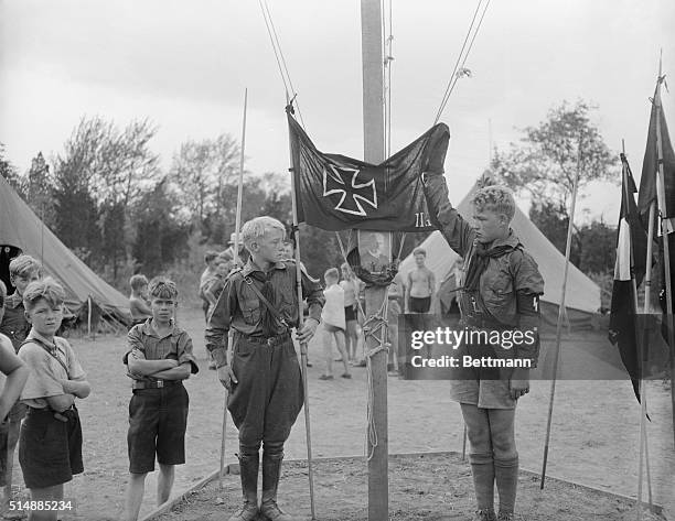 Nazi Youth Salute Hindenburg 1934 | Location: Griggstown, New Jersey.