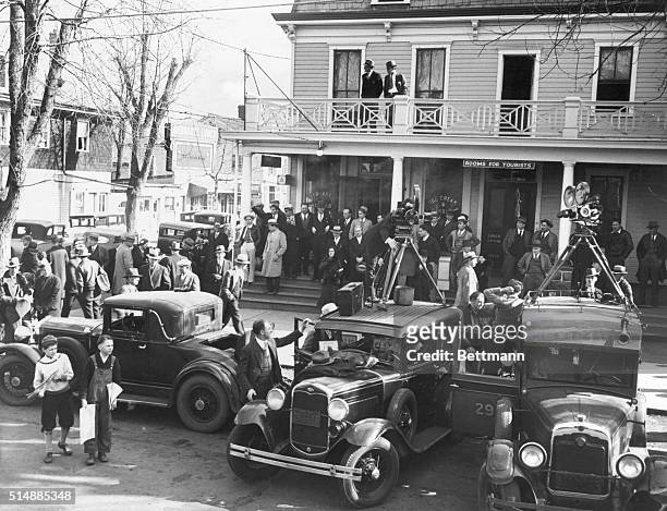 Gathering of reporters at Hopewell, New Jersey, to cover the Lindbergh kidnapping. Photo.