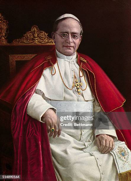 In 1932, Pope Pius XI commissioned the building of a Vatican gallery which holds the Pinacoteca, a collection of Italian religious paintings as well...