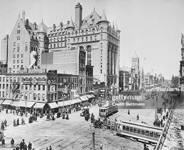 Northwest corner of Broad and Market Streets, Newark, New Jersey.