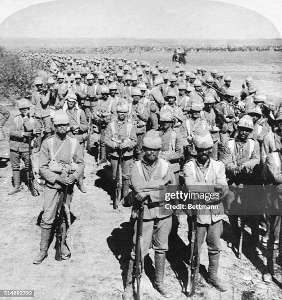 English army during the Boer War. Guards' Brigade on the march to Kronstadt.