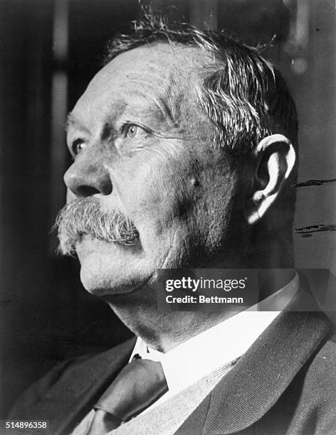 Portrait of Sir Arthur Conan Doyle author of Sherlock Holmes.
