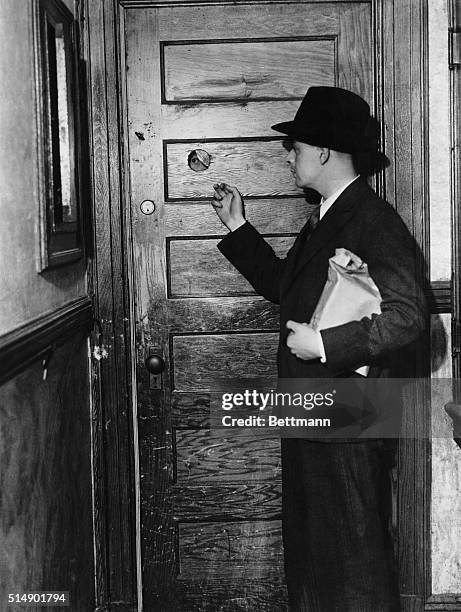 Knocking At Door Of A Speakeasy During Prohibition.