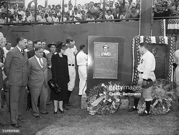 New York, NY: New York City Mayor Fiorello LaGuardia, Mrs. Lou Gehrig, Gehrig's former roommate Bill Dickey; and Yankees' manager Joe McCarthy are...