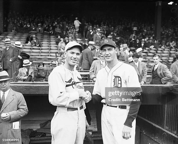 Schoolboy Rowe posing with Dizzy Dean before the start of the 1934 World Series.