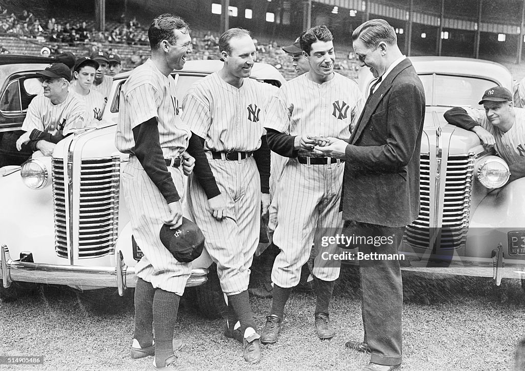 Ny Yankees Given Cars In Yankee Stadium