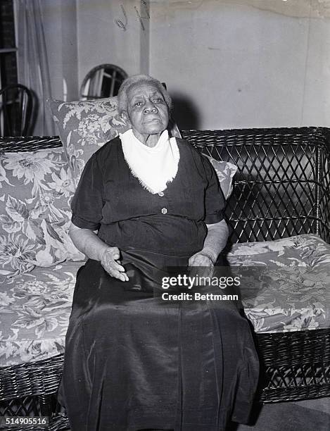 New York, NY: Mrs. Flora Tatum Williams, of St. Louis, MO, who says that she is 119 years old and claims the distinction of being the oldest woman...