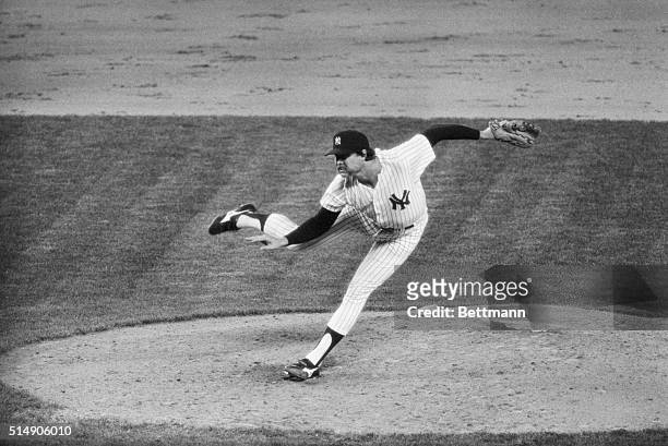 New York, NY: Rich "Goose" Gossage of the New York Yankees, is shown pitching against the Seattle Mariners at Yankee Stadium.