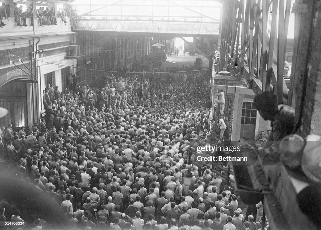Crowd at Meeting at Fiat