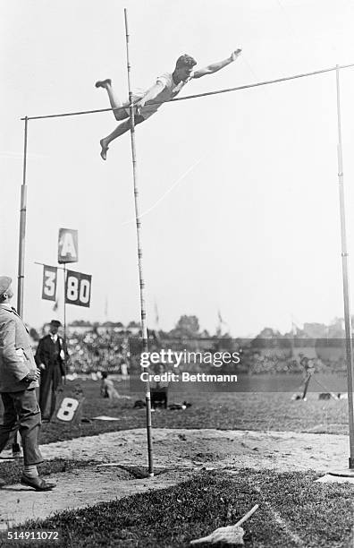 Lee Barnes, a 17-year-old high school student from Hollywood High in Los Angeles, wins the gold medal in pole vaulting at the 1924 Olympics in Paris.