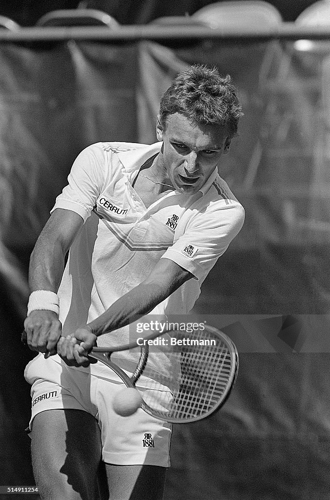 Mats Wilander Hitting Backhand